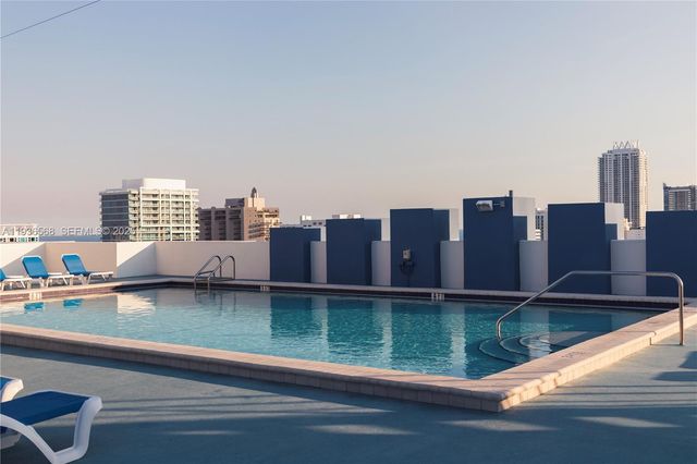 401 69th St 304, Miami Beach, FL 33141