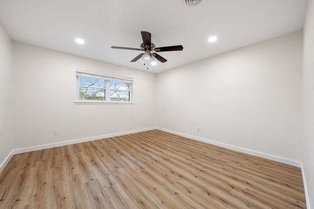 6525 Dakar Road W, Fort Worth, TX 76116