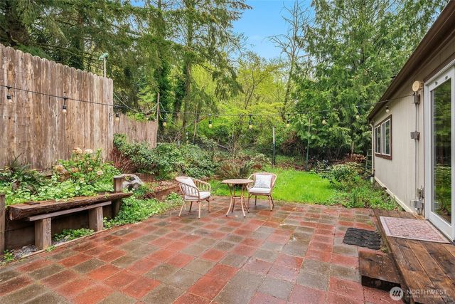 25123 120th Avenue SW, Vashon, WA 98070