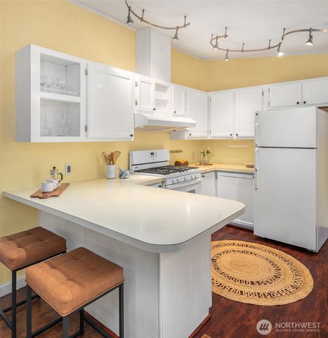 25123 120th Avenue SW, Vashon, WA 98070
