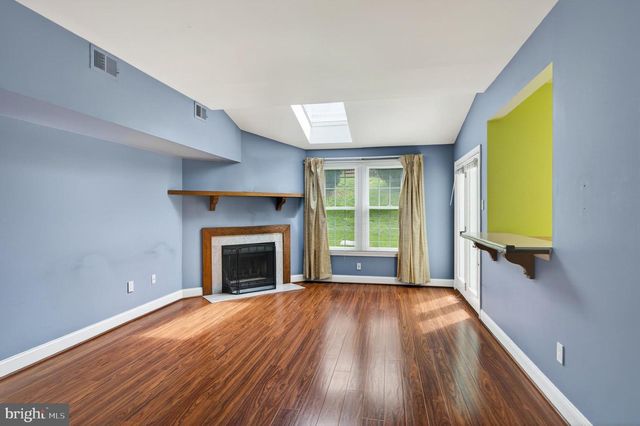 3 OAK LEAF LN, Downingtown, PA 19335