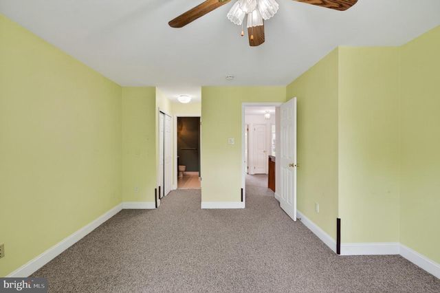 3 OAK LEAF LN, Downingtown, PA 19335