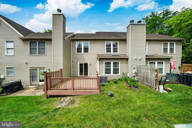 3 OAK LEAF LN, Downingtown, PA 19335