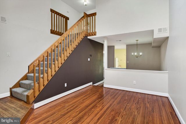 3 OAK LEAF LN, Downingtown, PA 19335