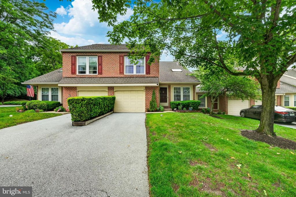 3 OAK LEAF LN, Downingtown, PA 19335