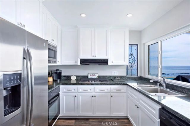 1249 Ocean Front C, Laguna Beach, CA 92651