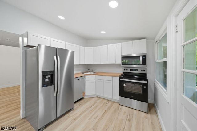 330 Springbrook Trl, Sparta Twp., NJ 07871