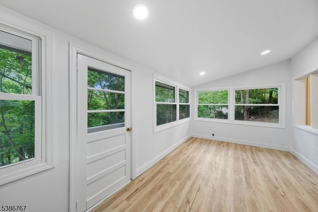 330 Springbrook Trl, Sparta Twp., NJ 07871