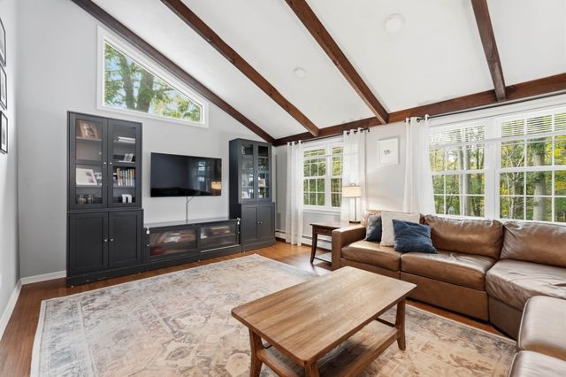 9 Cobblers Lane, Beverly, MA 01915