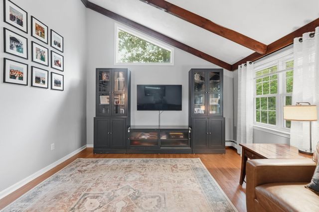 9 Cobblers Lane, Beverly, MA 01915
