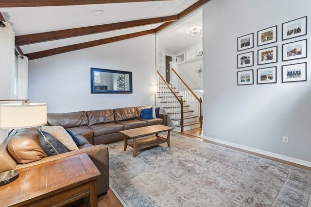 9 Cobblers Lane, Beverly, MA 01915