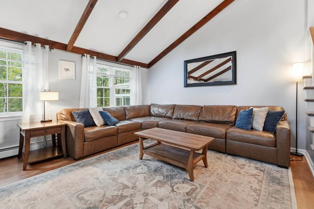 9 Cobblers Lane, Beverly, MA 01915