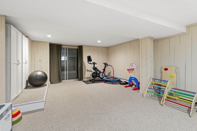 9 Cobblers Lane, Beverly, MA 01915