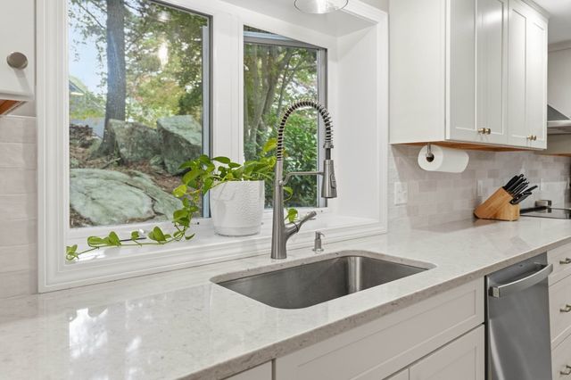 9 Cobblers Lane, Beverly, MA 01915