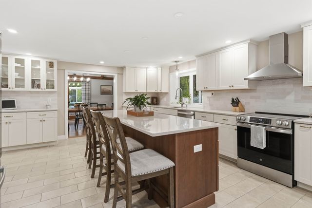 9 Cobblers Lane, Beverly, MA 01915