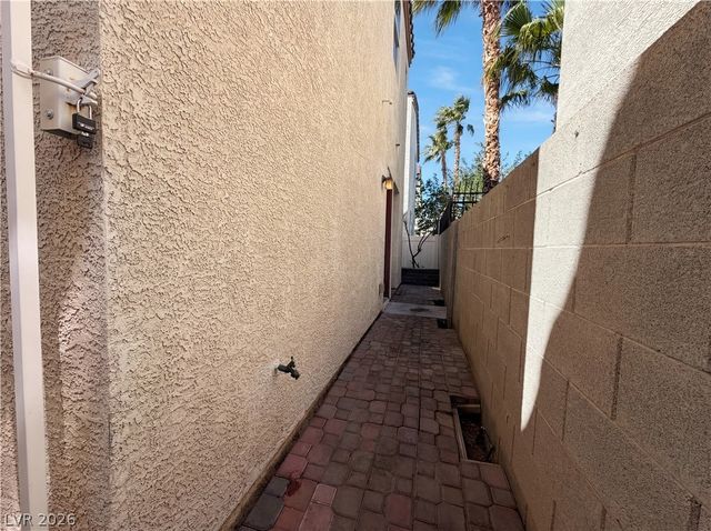 1310 Horizon Village Avenue, Las Vegas, NV 89183