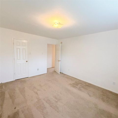 15627 Haleys Landing Lane, Houston, TX 77095