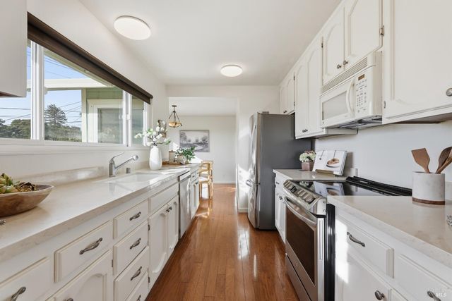 510 Kent St, Petaluma, CA 94952