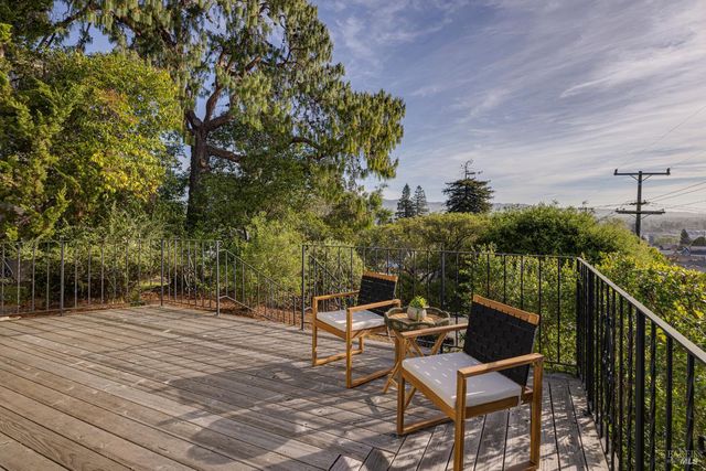 510 Kent St, Petaluma, CA 94952