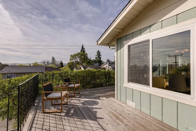 510 Kent St, Petaluma, CA 94952