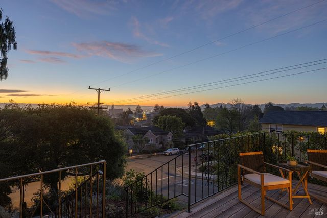 510 Kent St, Petaluma, CA 94952