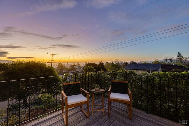 510 Kent St, Petaluma, CA 94952