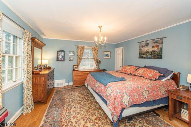 10 Farview Ave, Randolph Twp., NJ 07869