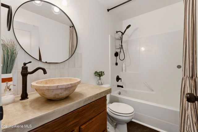 2417 E Bremington St, Post Falls, ID 83854