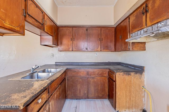 4116 Hueco Avenue, El Paso, TX 79903