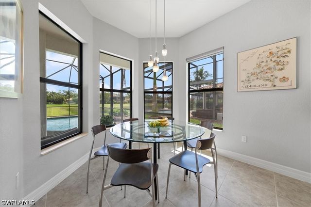 3264 Pacific DR, Naples, FL 34119