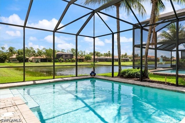 3264 Pacific DR, Naples, FL 34119