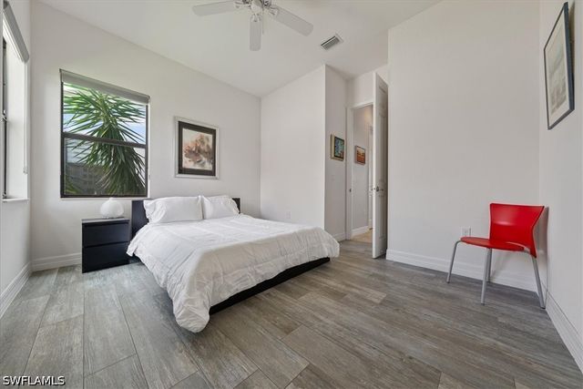 3264 Pacific DR, Naples, FL 34119
