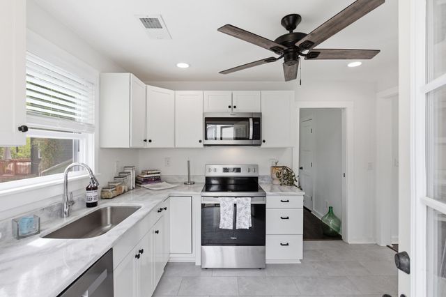 64 Creighton Ave, Nashville, TN 37206