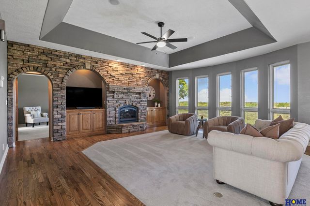 5301 Sawgrass Drive, Lincoln, NE 68526