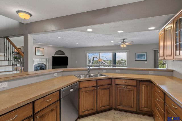 5301 Sawgrass Drive, Lincoln, NE 68526