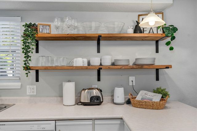 595 Timbercreek Road J-101, Branson, MO 65616