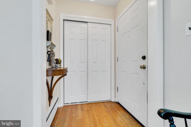 16 GLENOLDEN RD, Yardley, PA 19067