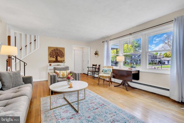 16 GLENOLDEN RD, Yardley, PA 19067