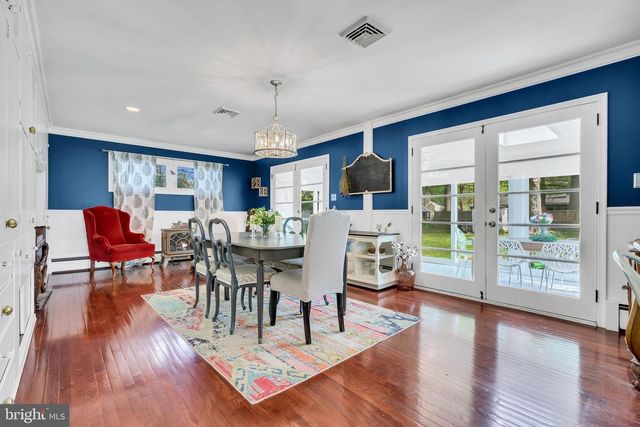 16 GLENOLDEN RD, Yardley, PA 19067
