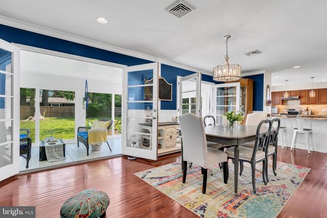 16 GLENOLDEN RD, Yardley, PA 19067