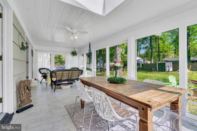16 GLENOLDEN RD, Yardley, PA 19067