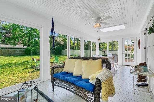 16 GLENOLDEN RD, Yardley, PA 19067