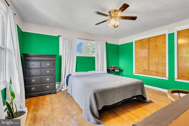 16 GLENOLDEN RD, Yardley, PA 19067