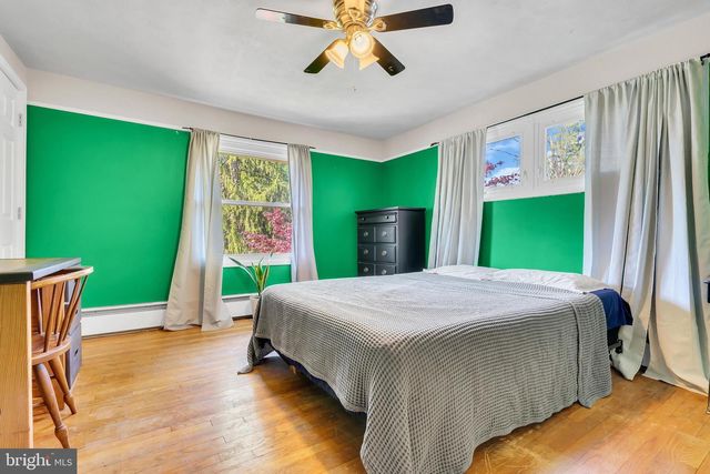 16 GLENOLDEN RD, Yardley, PA 19067