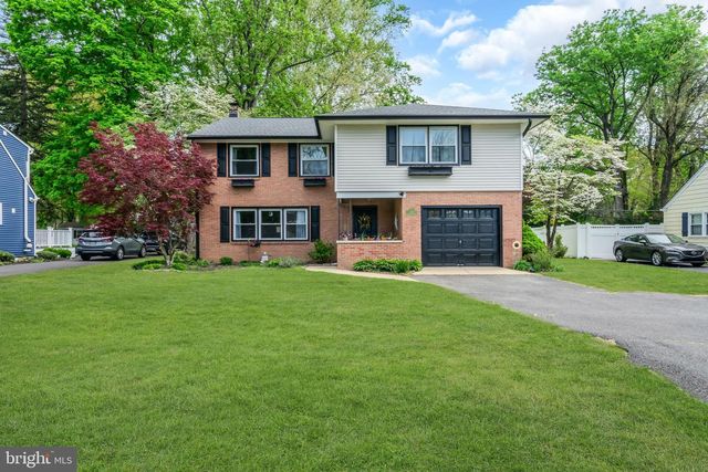 16 GLENOLDEN RD, Yardley, PA 19067