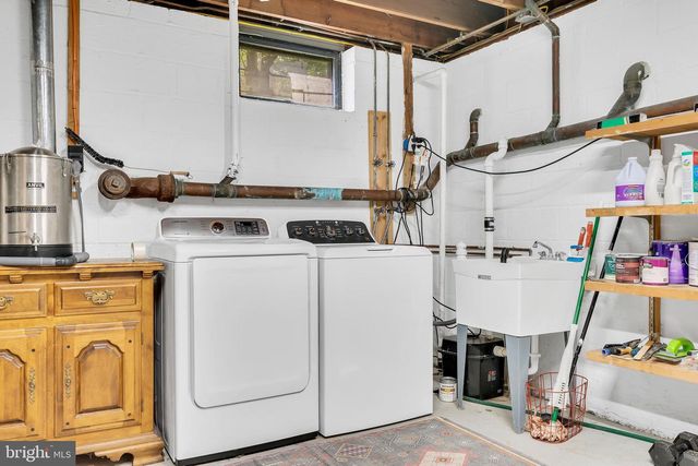 16 GLENOLDEN RD, Yardley, PA 19067