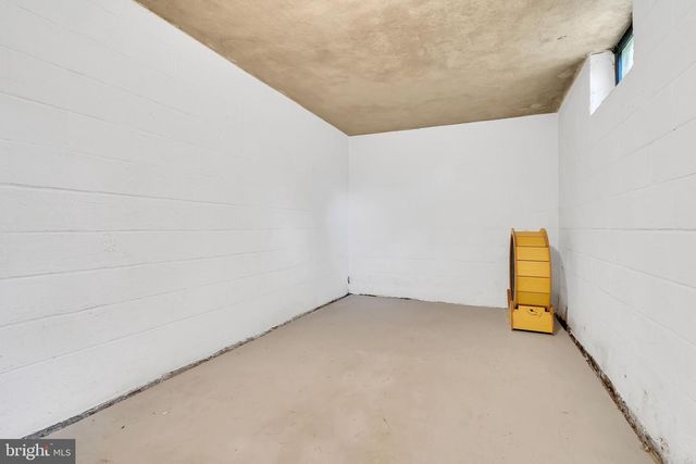 16 GLENOLDEN RD, Yardley, PA 19067