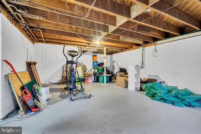 16 GLENOLDEN RD, Yardley, PA 19067