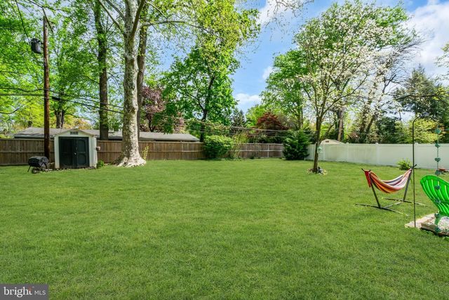16 GLENOLDEN RD, Yardley, PA 19067