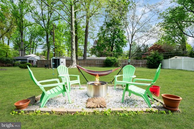 16 GLENOLDEN RD, Yardley, PA 19067